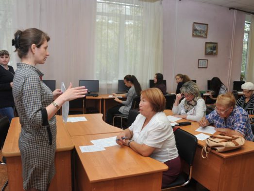 ЕГЭ для взрослых: родители пишут, дети волнуются