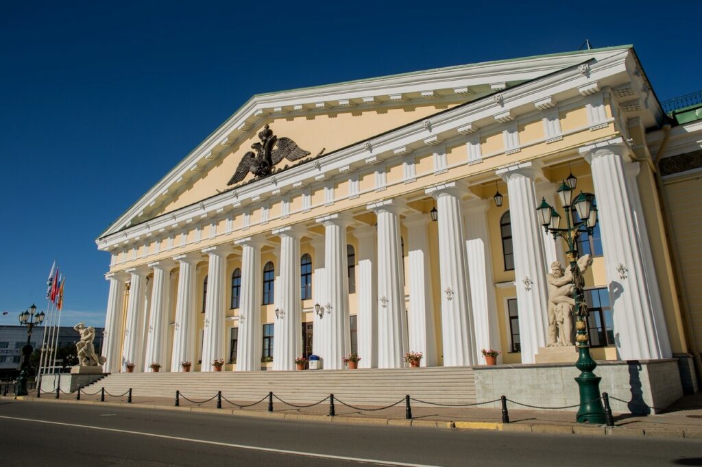 Горный университет санкт петербург архитектура